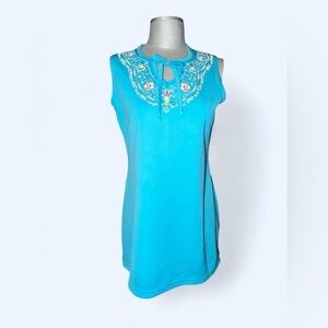 Juniors Sleeveless Embroidered Tie-Neck Turquoise Top size large